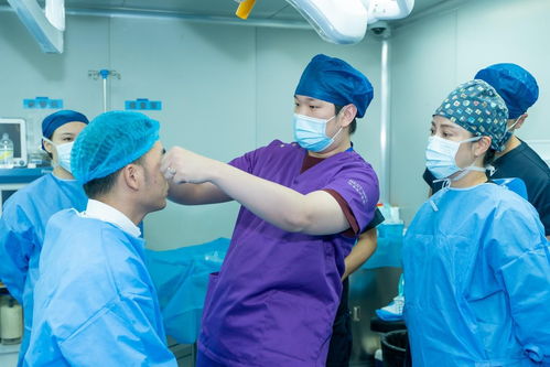 美國強生靈感魚骨線新品發布授牌 培訓在柏薈醫療成功舉行